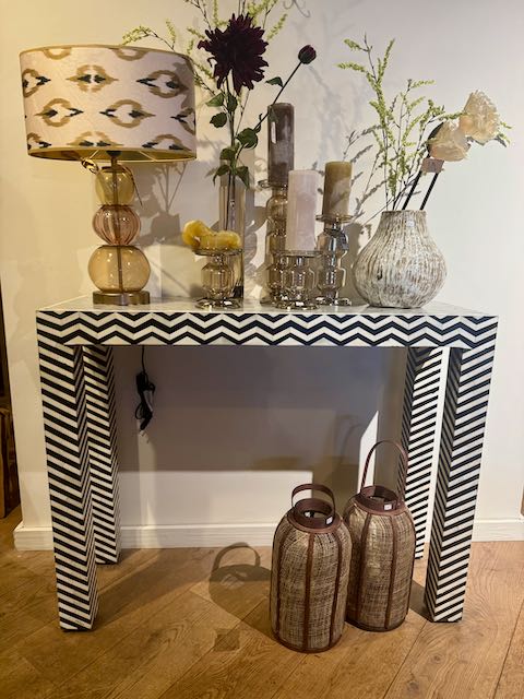 wand tafel bone inlay zwart wit